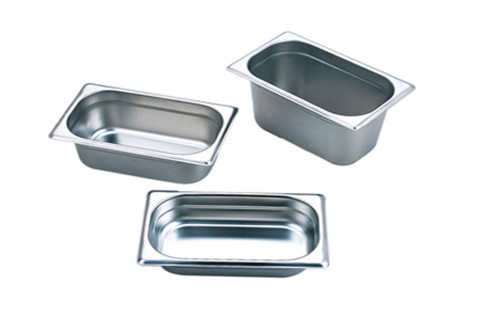 1/4 full size Gastronorm pan is made of high quality stainless steel. Available in all gastronorm dimensions. Gastronorm pan is made of high quality 304 stainless steel and is designed for a long time use.